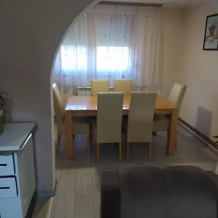 Vildana - *